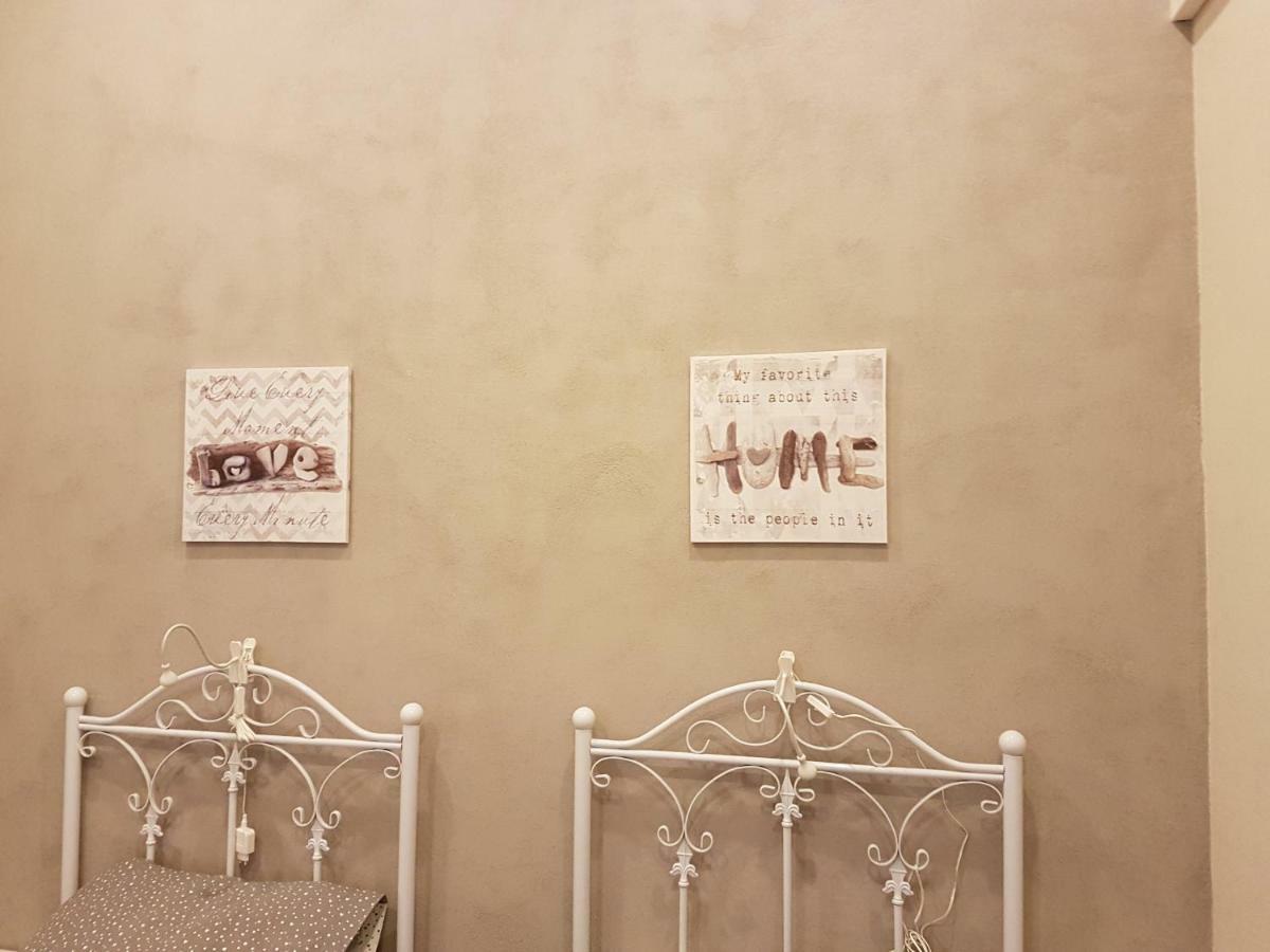 B&B A Maronn Ro'Carmin Naples Exterior photo
